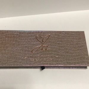 Anastasia Beverly Hills Jackie Aina palette